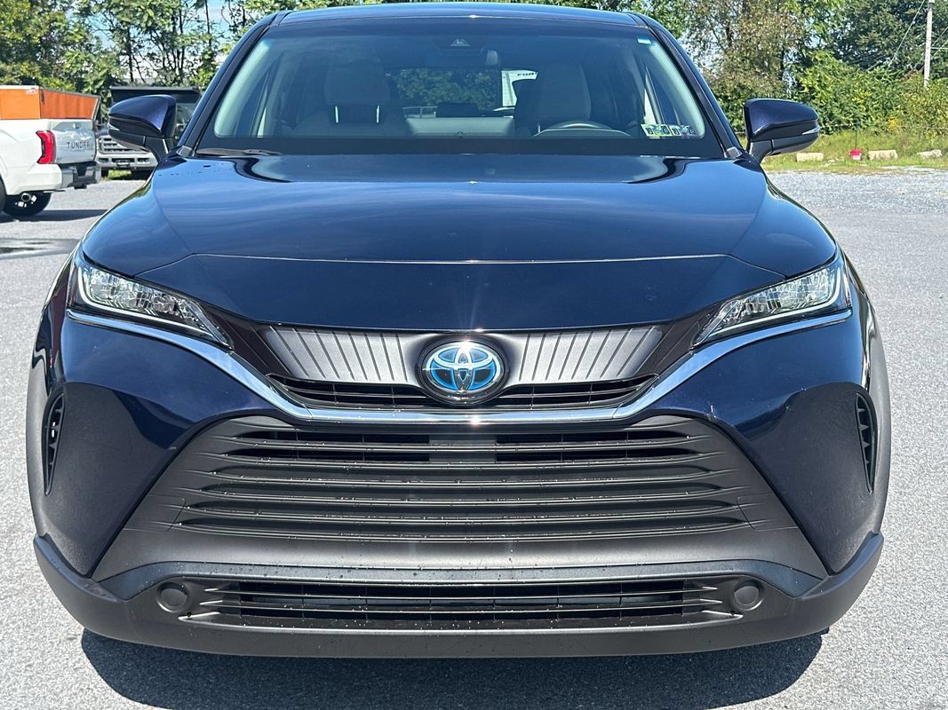 Used 2021 Toyota Venza LE AWD/4WD image 4