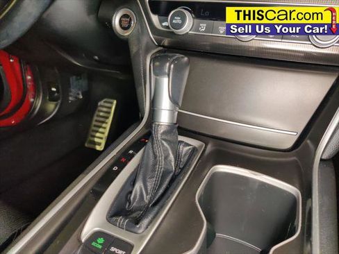 Used 2018 Honda Accord Sport image 18