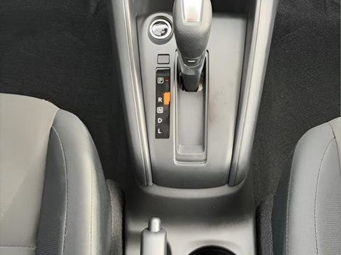 Certified 2025 Nissan Kicks Play S image 29