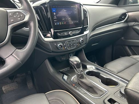 Used 2022 Chevrolet Traverse Premier w/ Redline Edition image 20