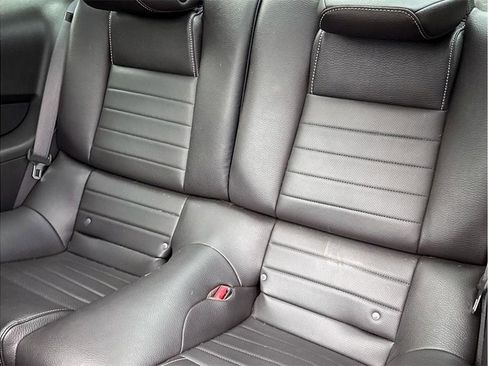 Used 2011 Ford Mustang GT Premium w/ Security Pkg RWD image 28
