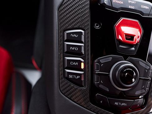 Used 2019 Lamborghini Aventador SVJ image 93