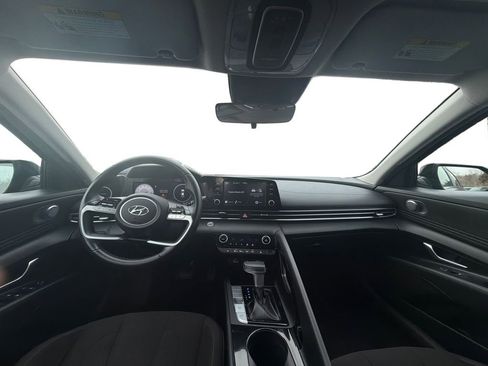 Used 2021 Hyundai Elantra SEL w/ Convenience + Premium Package image 14