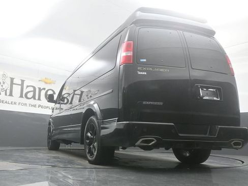Used 2025 Chevrolet Express 2500 Extended w/ Driver Convenience Package RWD image 58