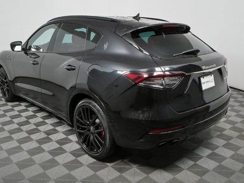 Certified 2022 Maserati Levante GT image 30