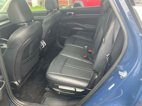 Used 2025 Kia Sorento S w/ Panoramic Sunroof Package AWD/4WD image 18