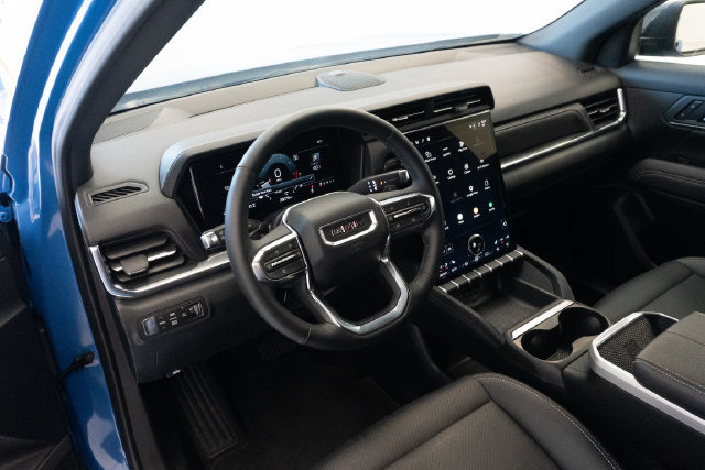 Used 2026 GMC Terrain Elevation w/ Elevation Premium Package AWD/4WD image 5