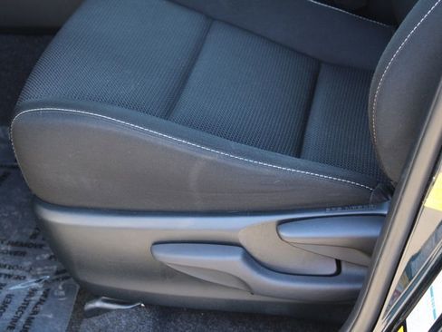 Used 2018 Toyota RAV4 XLE image 15