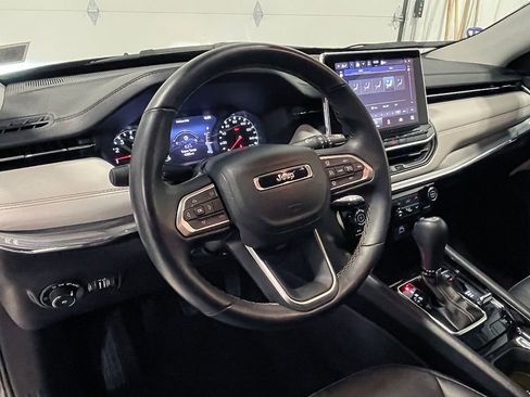 Used 2022 Jeep Compass Limited image 19