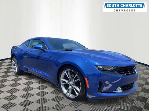 Used 2020 Chevrolet Camaro LT w/ RS Package RWD image 3