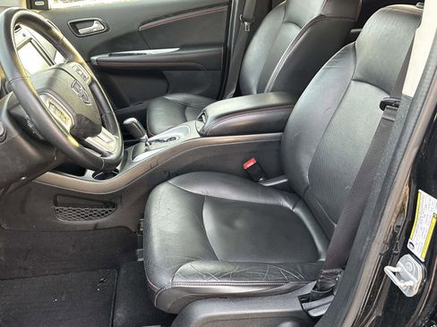 Used 2018 Dodge Journey GT image 19