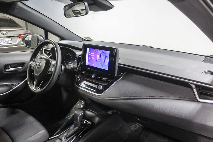 Used 2024 Toyota Corolla SE w/ SE Premium Package FWD image 18