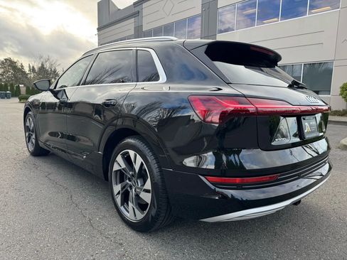 Used 2021 Audi e-tron Premium Plus w/ Premium Plus Package image 8