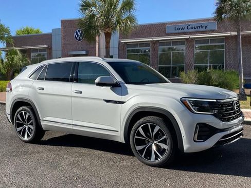 New 2026 Volkswagen Atlas Cross Sport SEL Premium R-Line AWD/4WD image 1