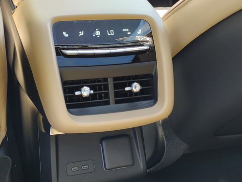 New 2026 Cadillac Lyriq Signature Luxury image 29