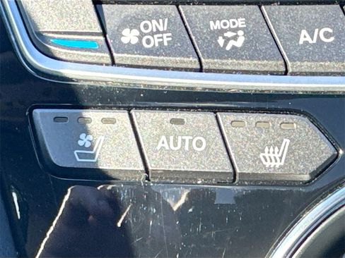 Used 2019 Acura RDX AWD w/ Advance Package image 22