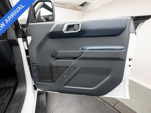 Used 2024 Ford Bronco Outer Banks AWD/4WD image 31