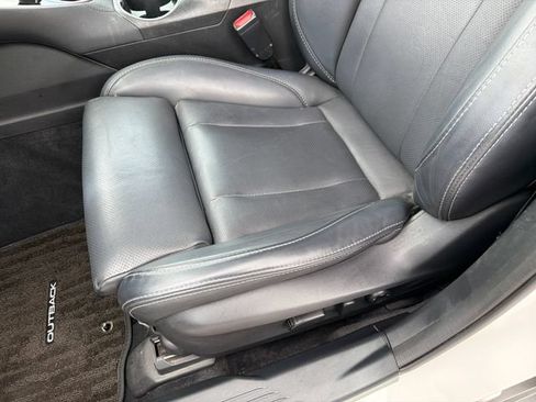 Used 2024 Subaru Outback Limited AWD/4WD image 21