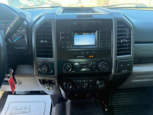 Used 2021 Ford F250 XL w/ Power Equipment Group image 22
