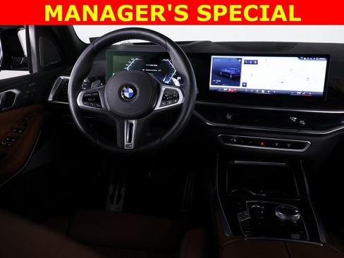 Used 2026 BMW X7 M60i AWD/4WD image 40