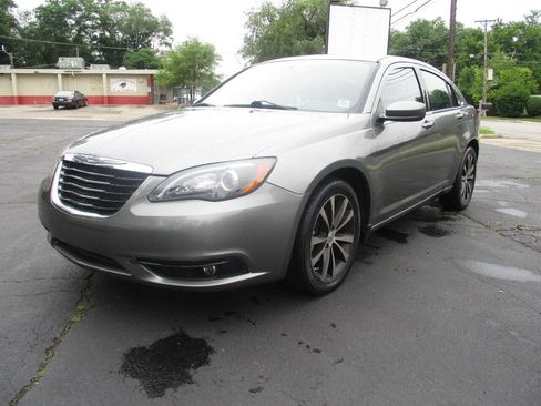 Used 2013 Chrysler 200 Touring w/ Cold Weather Group image 1