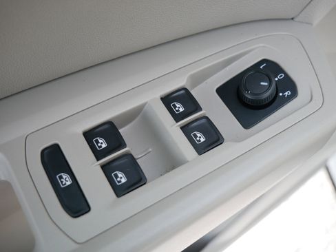 Used 2021 Volkswagen Atlas SEL image 21