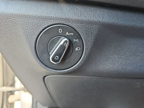 Used 2025 Volkswagen Jetta S FWD image 31