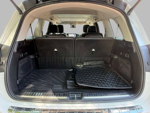 Used 2023 Mercedes-Benz GLS 580 4MATIC image 18