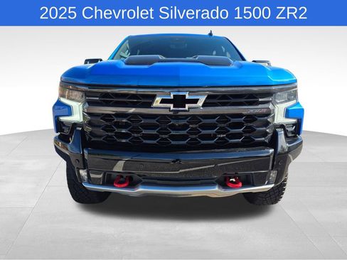 Used 2025 Chevrolet Silverado 1500 ZR2 w/ Technology Package image 9