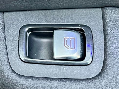 Certified 2022 Mercedes-Benz GLC 300 GLC 300 image 36