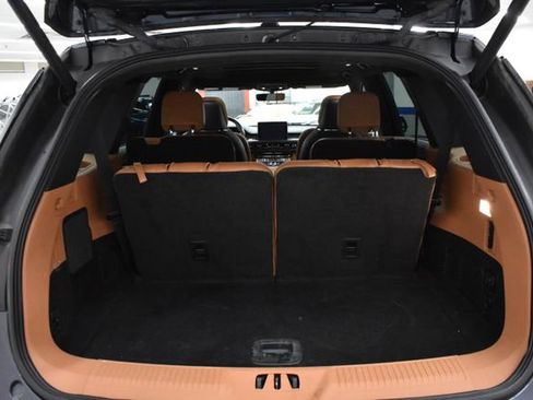 Used 2022 Lincoln Aviator Black Label image 10