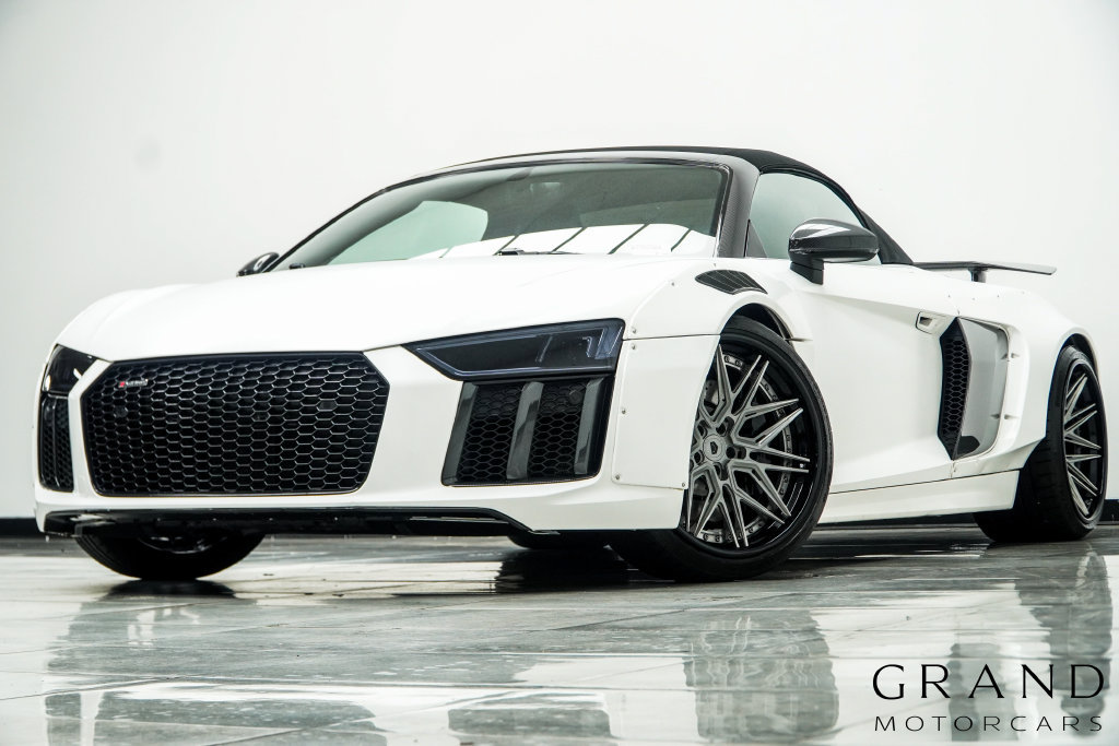Used 2018 Audi R8 V10 AWD/4WD image 2
