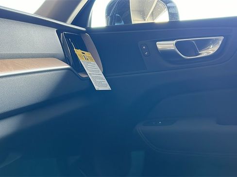 New 2026 Volvo XC60 B5 Plus w/ Protection Package Premier image 19