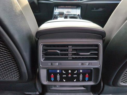 Used 2023 Audi SQ8 Prestige image 20