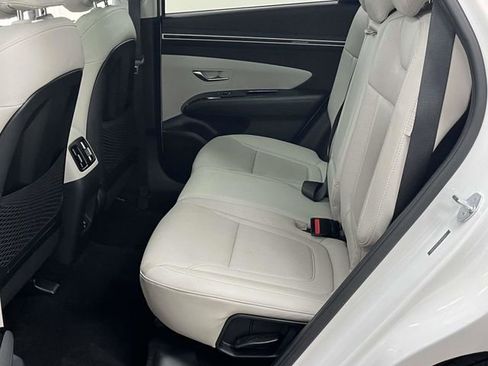 Used 2024 Hyundai Tucson Limited FWD image 16