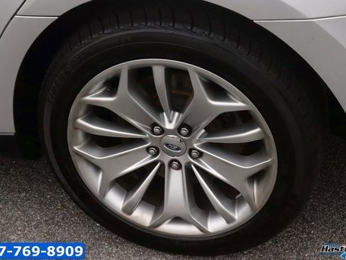 Used 2013 Ford Taurus Limited image 9