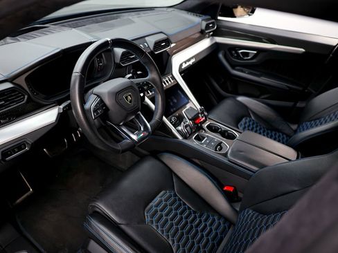 Used 2019 Lamborghini Urus image 14