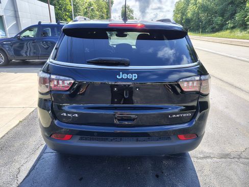 Certified 2024 Jeep Compass Limited AWD/4WD image 8