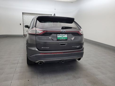 Used 2018 Ford Edge Titanium w/ Equipment Group 301A AWD/4WD image 6