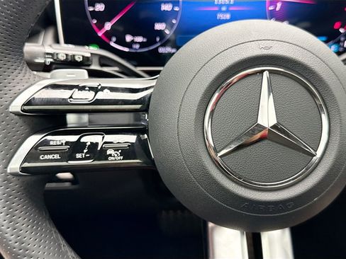 Certified 2026 Mercedes-Benz GLC 300 image 11