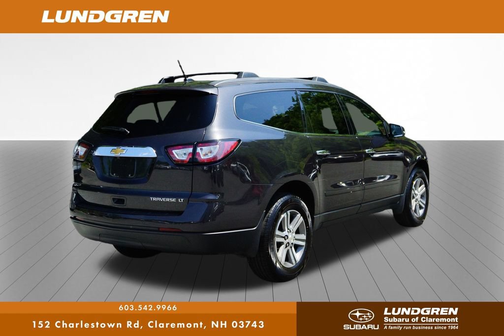 Used 2015 Chevrolet Traverse LT w/ Traveler's Package FWD image 3