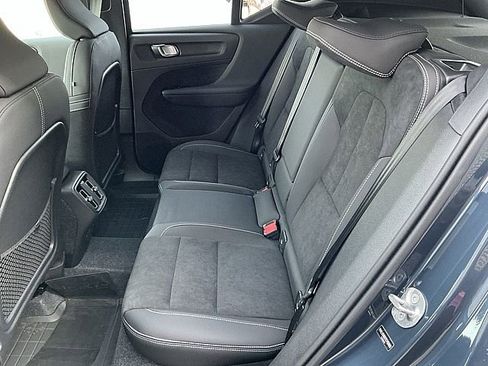 New 2026 Volvo XC40 B5 Ultra w/ Climate Package image 13