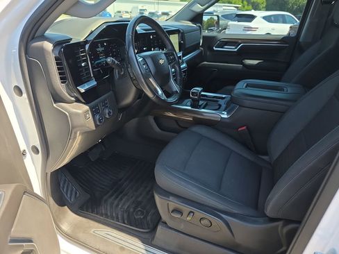 Used 2022 Chevrolet Silverado 1500 LT w/ All Star Edition Plus AWD/4WD image 10