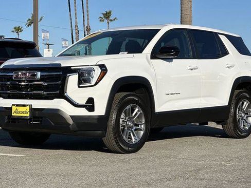 New 2026 GMC Terrain Elevation w/ Technology Package II image 8