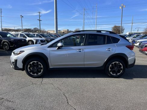 Certified 2023 Subaru Crosstrek 2.0i Premium w/ Popular Package #3 image 4