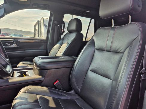 Used 2021 Chevrolet Tahoe RST w/ Luxury Package AWD/4WD image 20