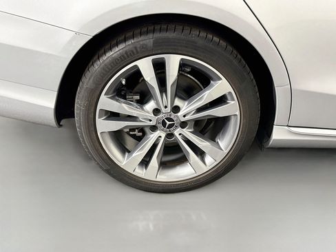 Used 2018 Mercedes-Benz C 300 Sedan w/ Premium Package image 33
