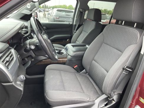 Used 2020 Chevrolet Suburban LS image 11