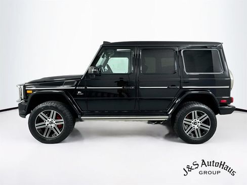Used 2017 Mercedes-Benz G 63 AMG 4MATIC image 4