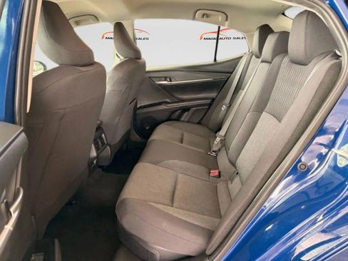 Used 2025 Toyota Camry SE FWD image 10
